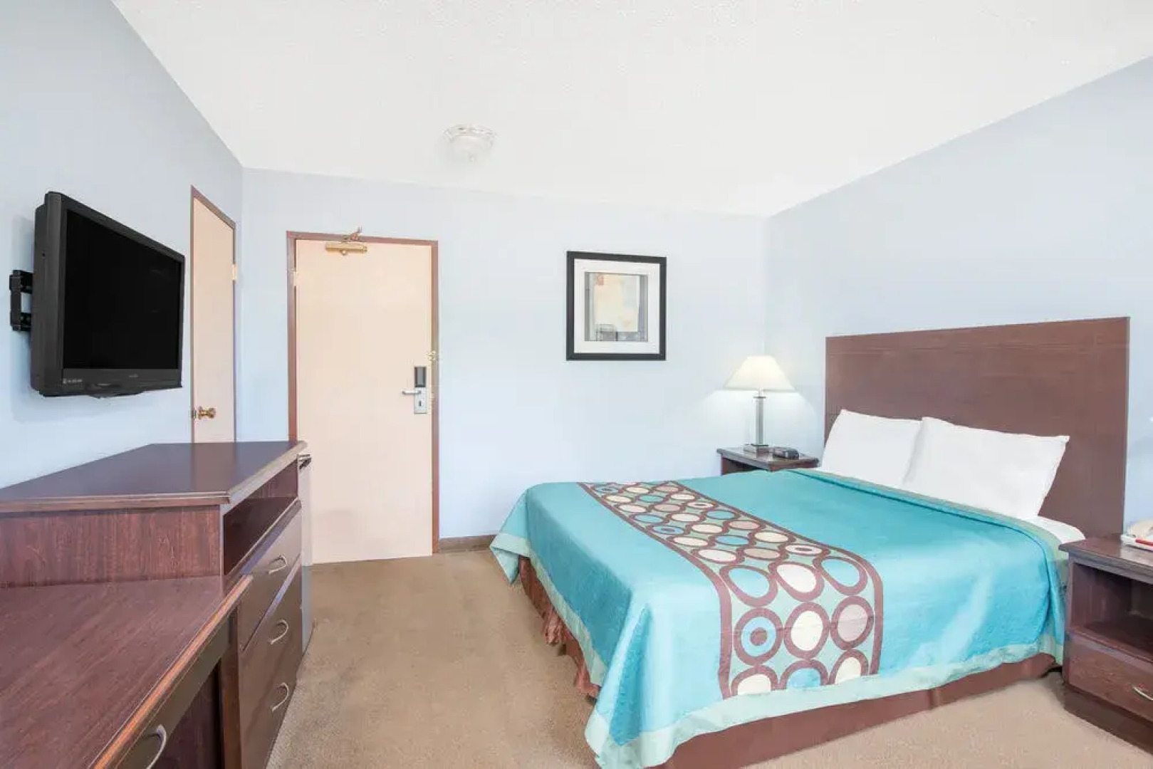 Super 8 by Wyndham Cleveland