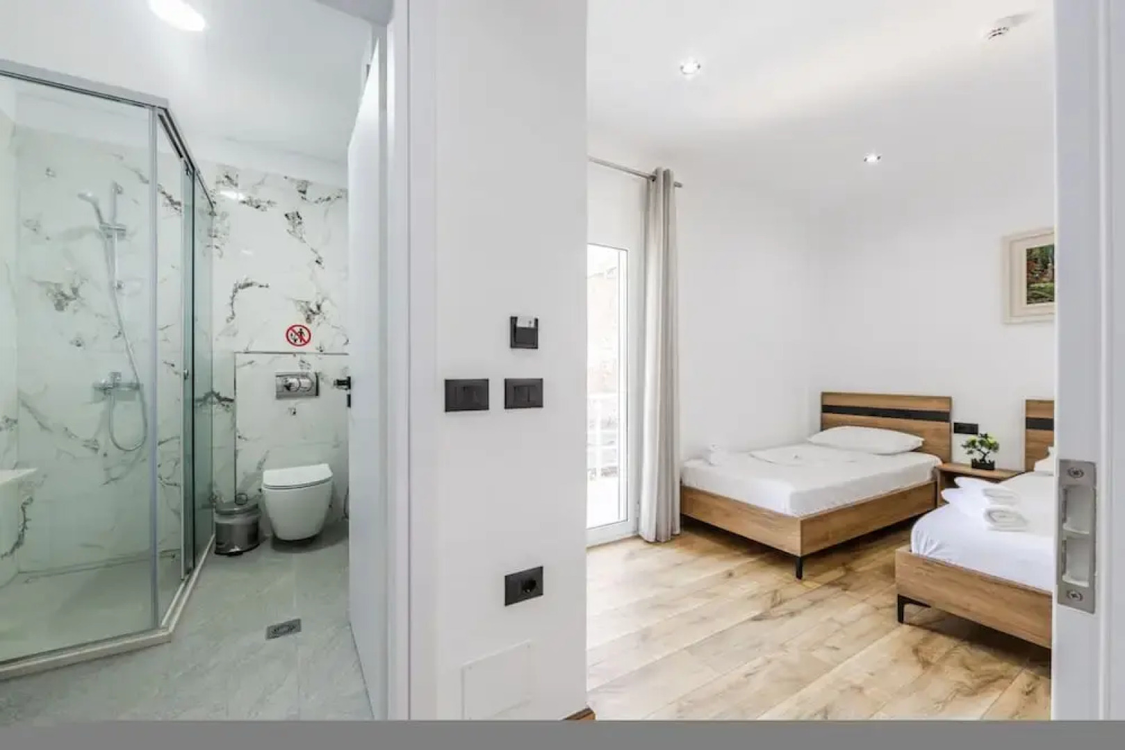 Bliss Triple Room in Gjirokast r