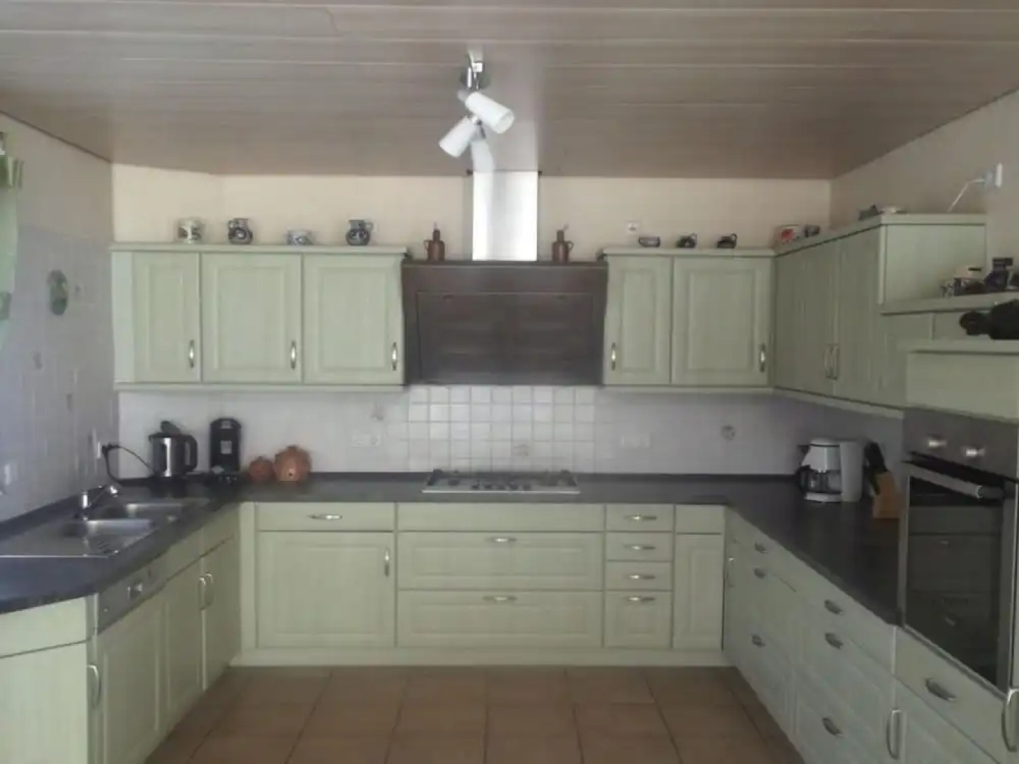 Holiday Home Frog Prince