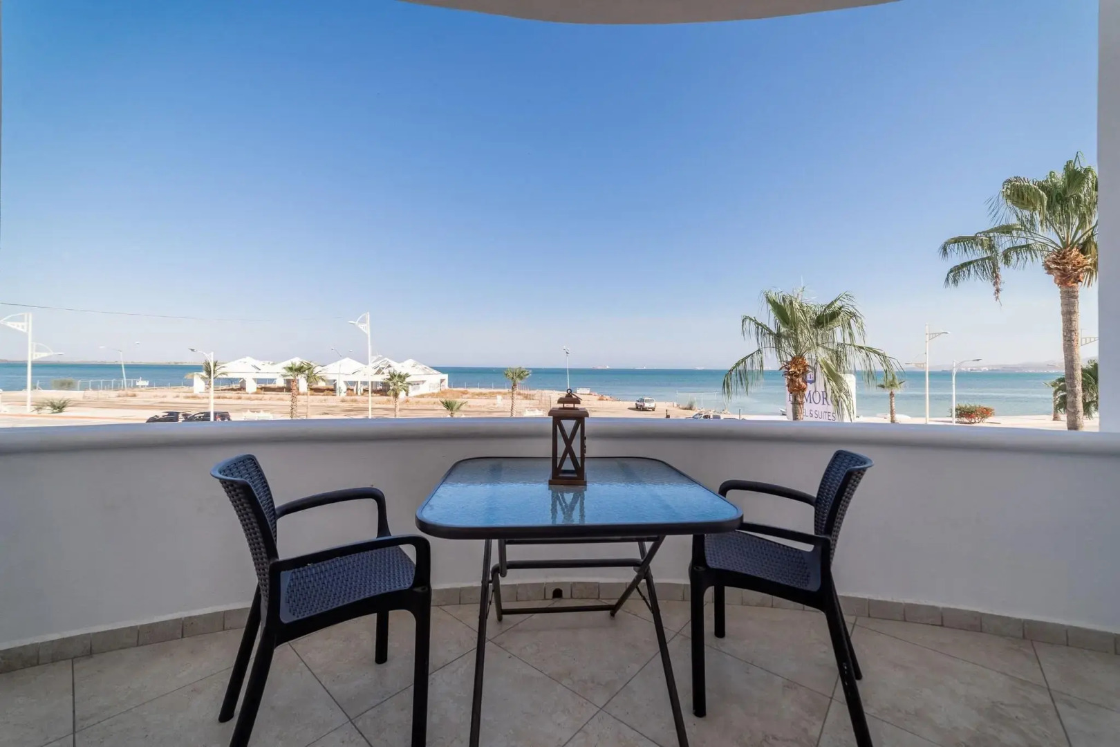 Club el Moro Hotel Suites