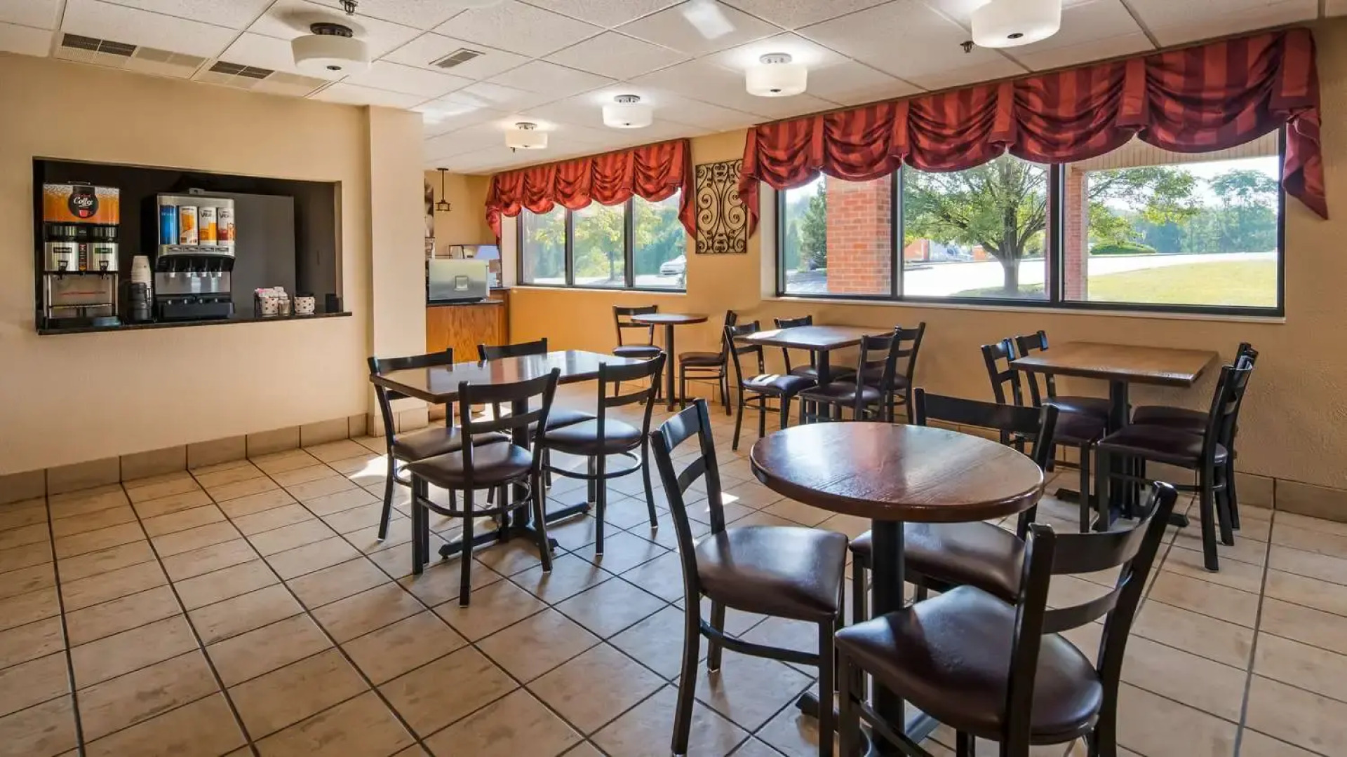 Best Western PLUS Caldwell Inn