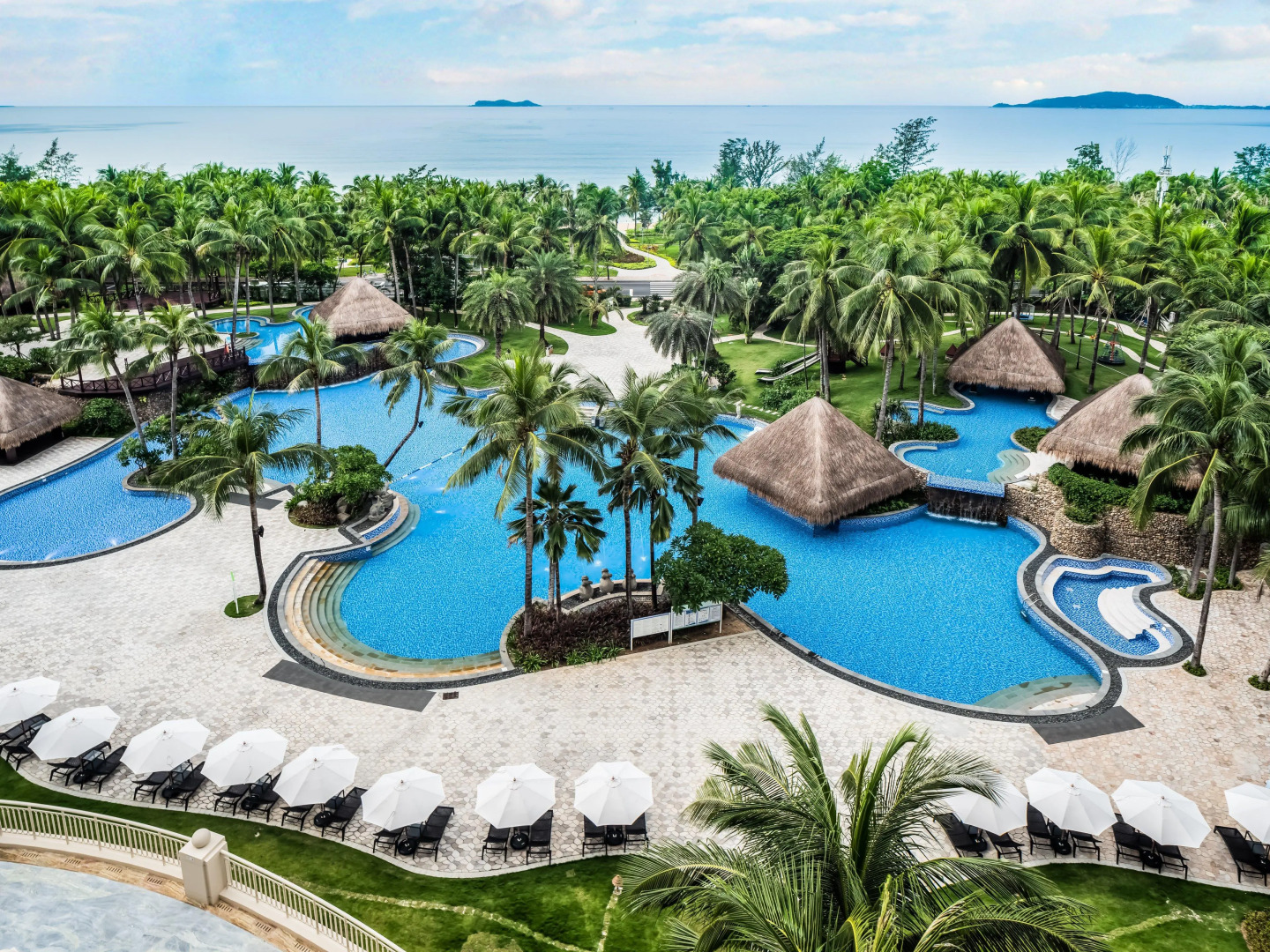 Holiday Inn Resort Sanya Bay by IHG