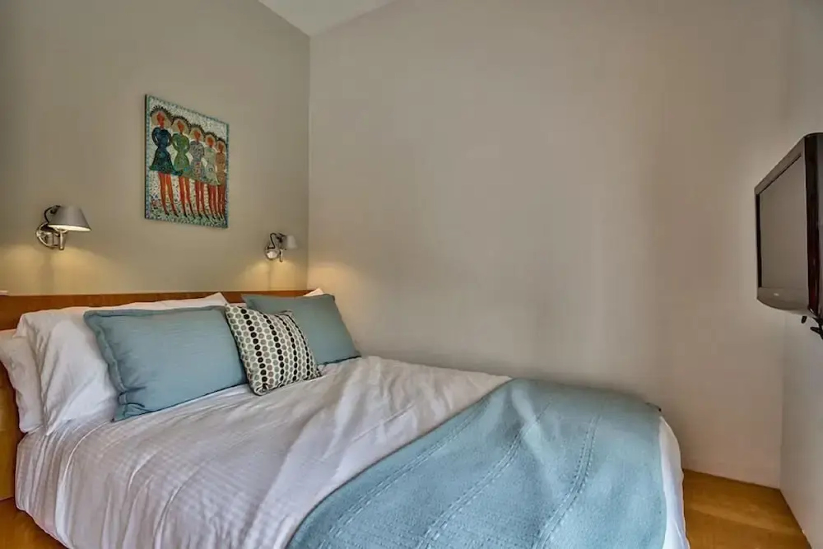 The White House of Watercolor 4 Bedroom Holiday Home by Five Star Properties