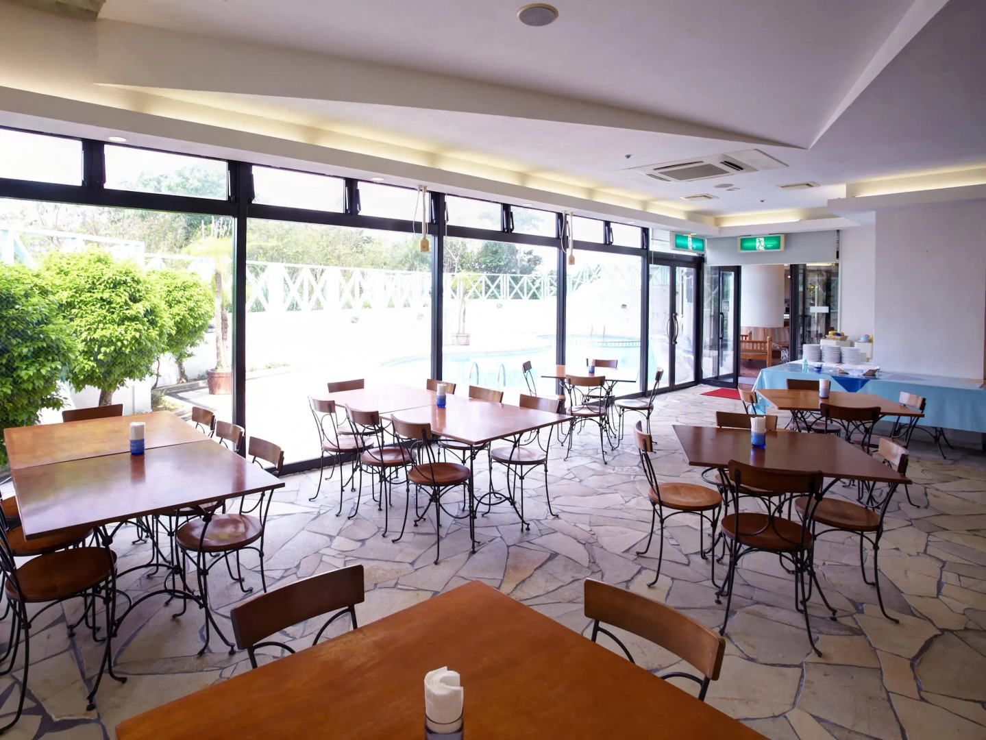 Hotel Yugaf Inn Bise