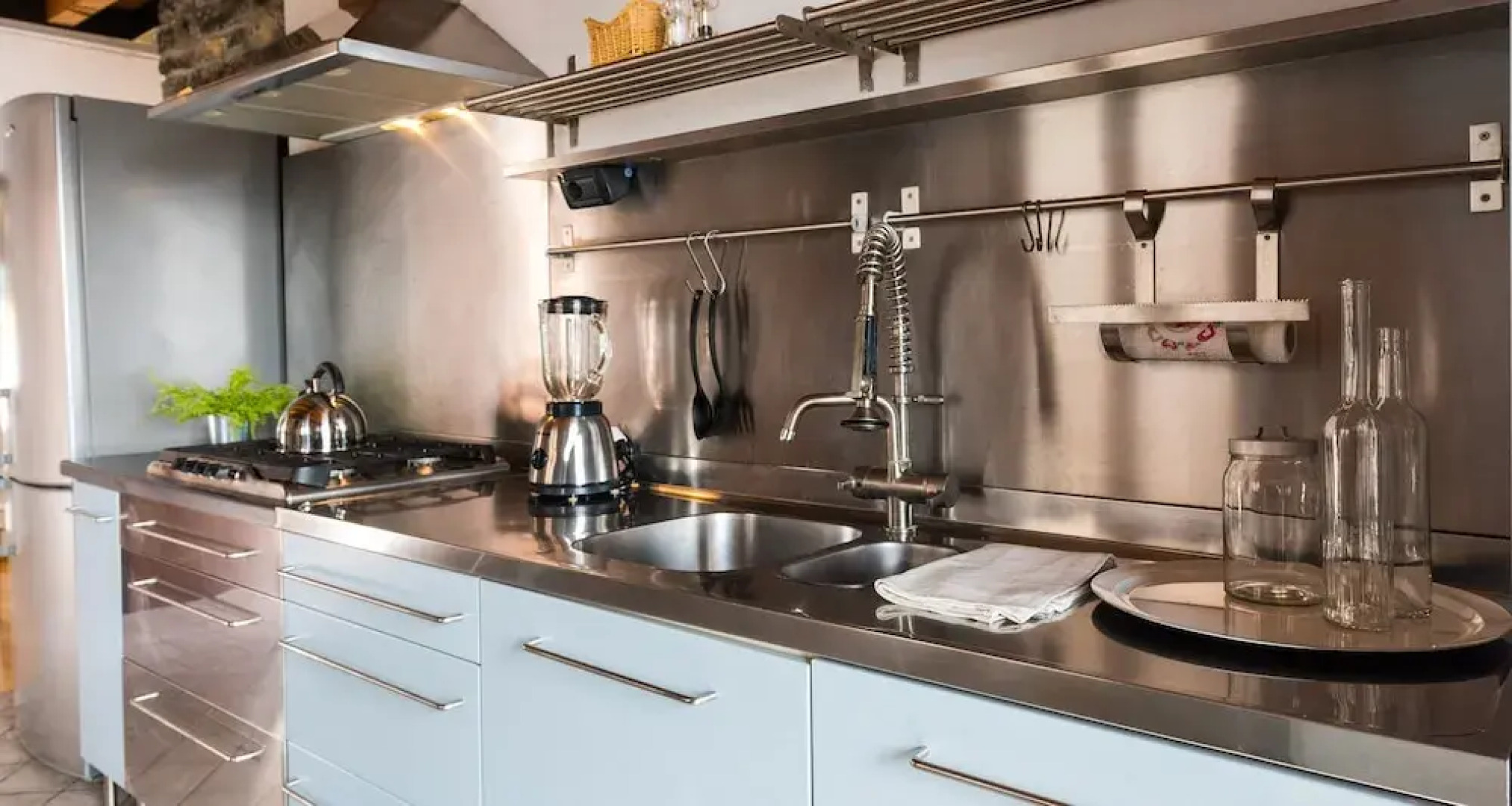 JOIVY Scenic 2BR Apt w/ Balcony & Parking