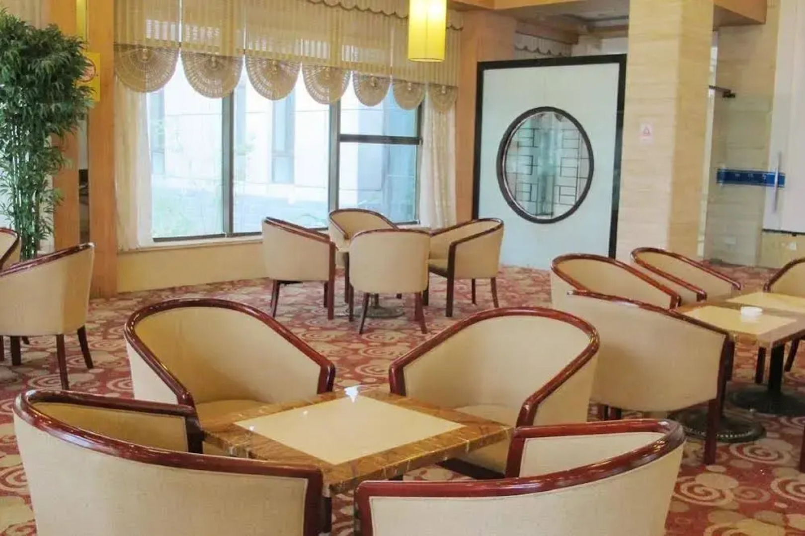 Lianyungang Dong Yuan International Hotel