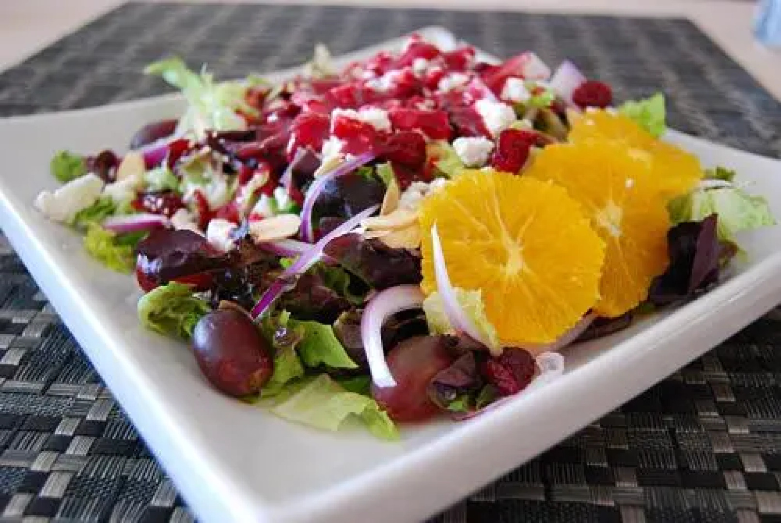 Anchor Inn Hotel & Suites