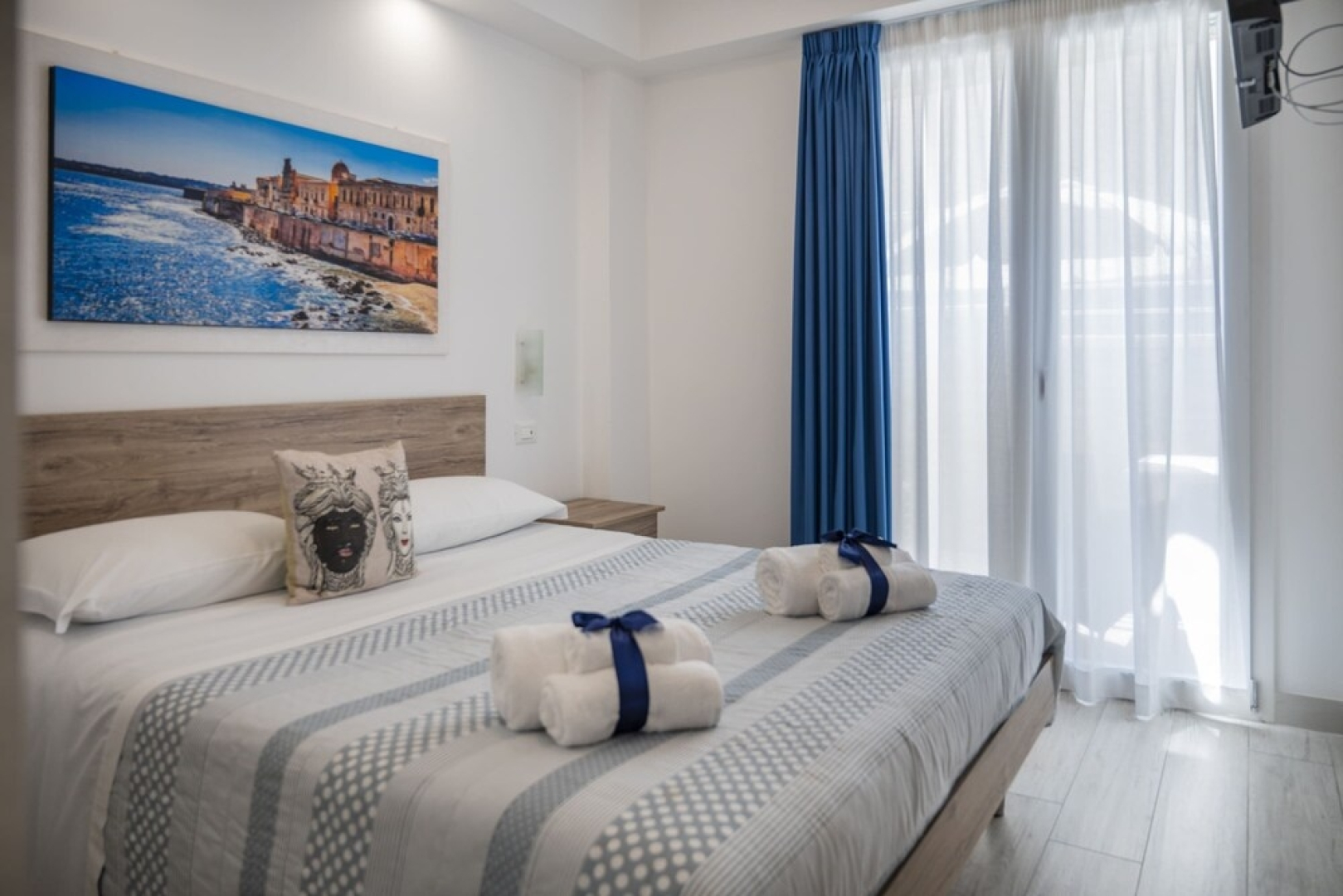 Ambra Apartment On Sea Shore