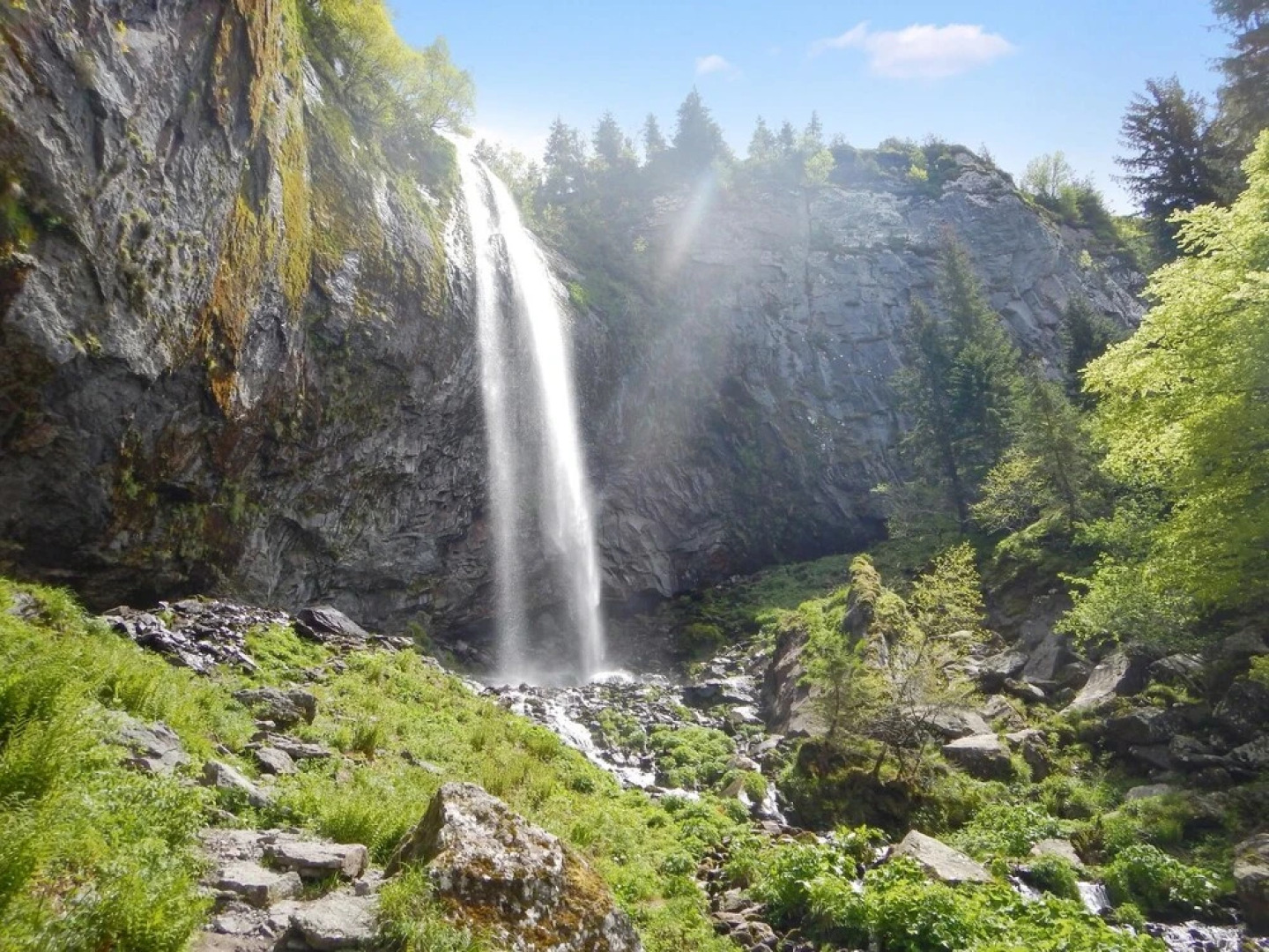 Apartment With one Bedroom in La Bourboule, With Wonderful Mountain Vi