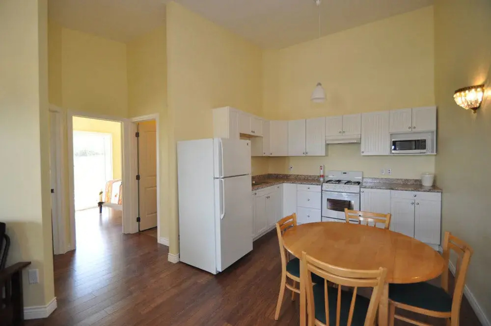 Waterview On The Bay