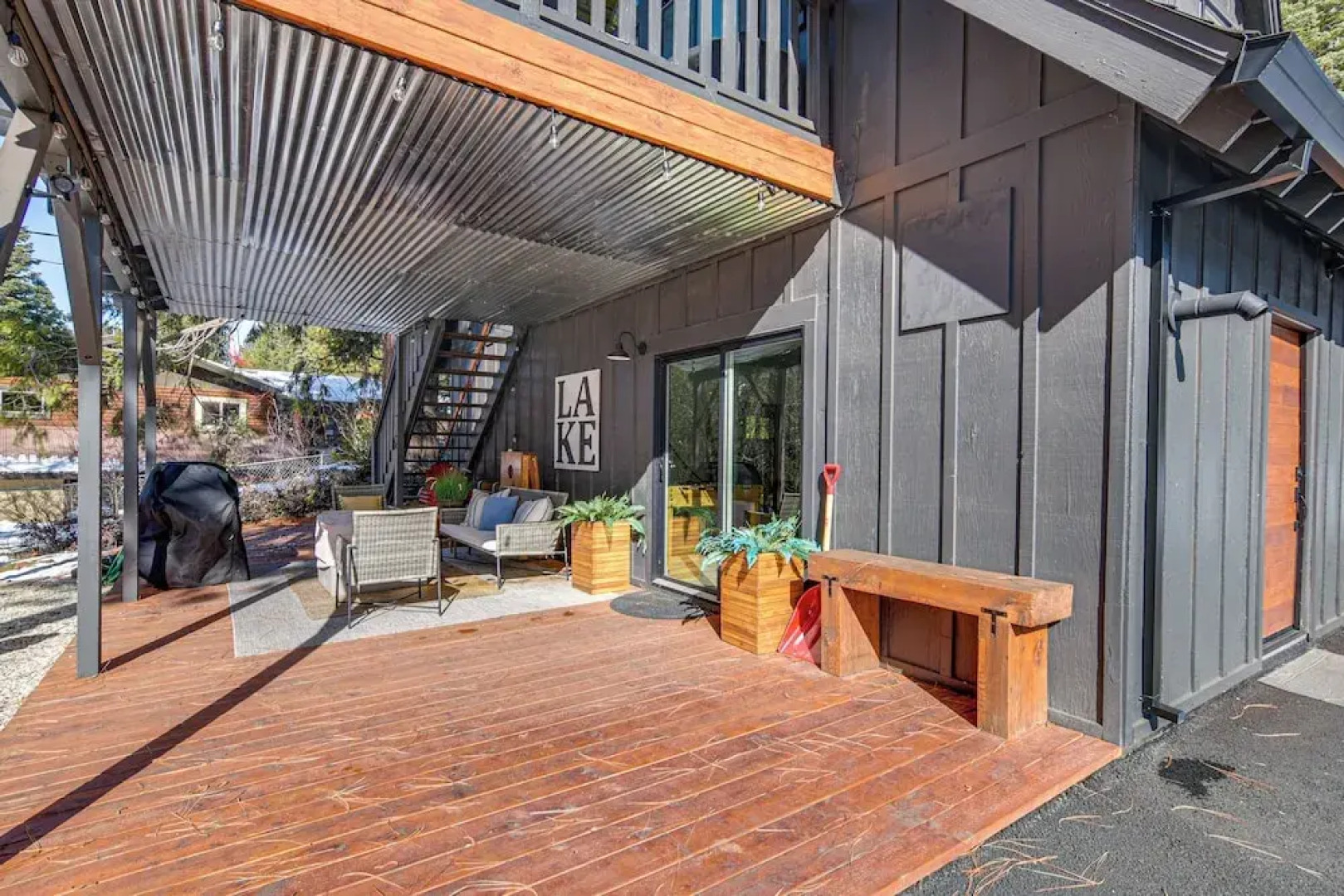 Westwood Cabin: Lake Almanor Across the Street!