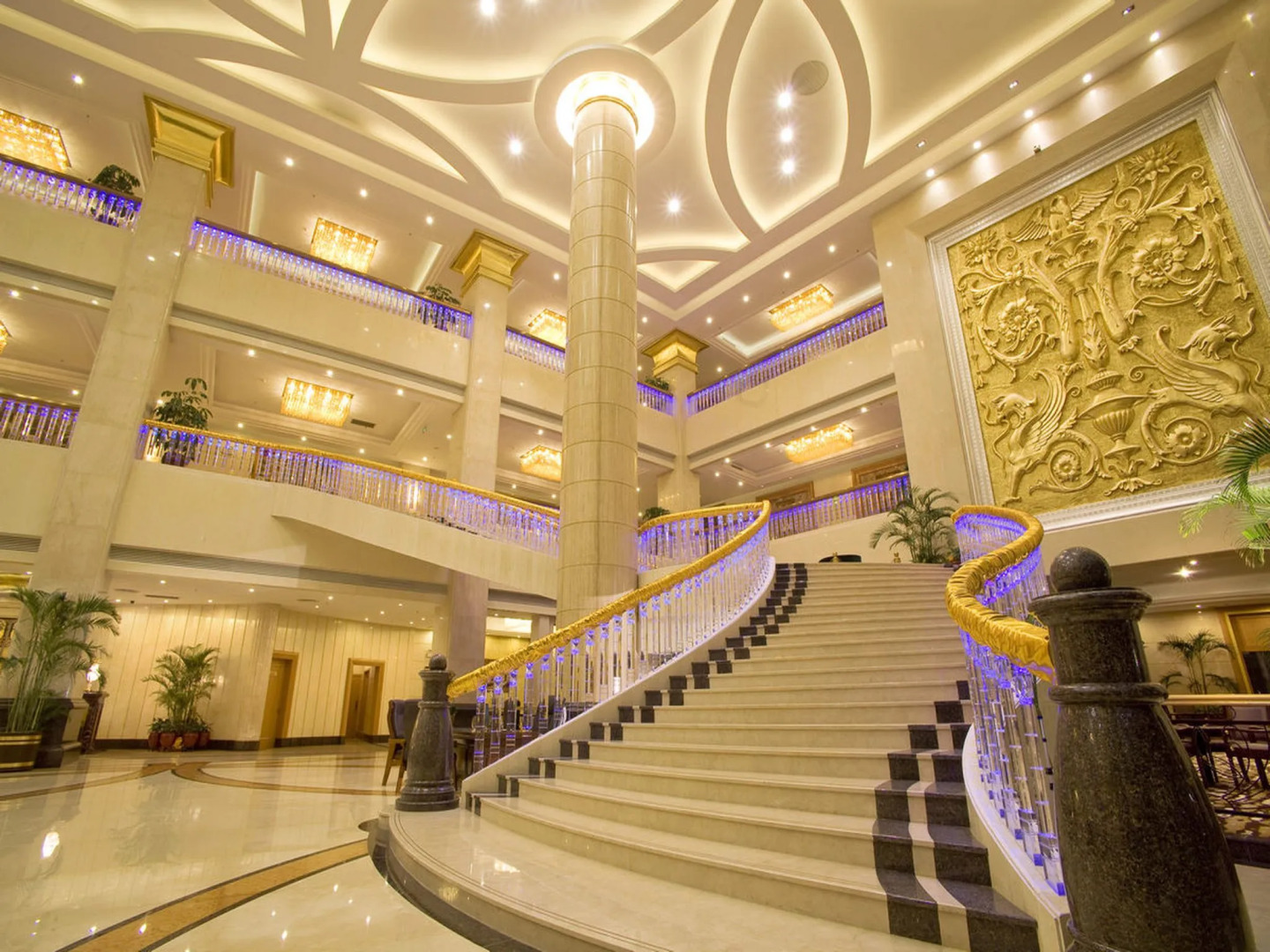 Jiangmen Gladden Hotel