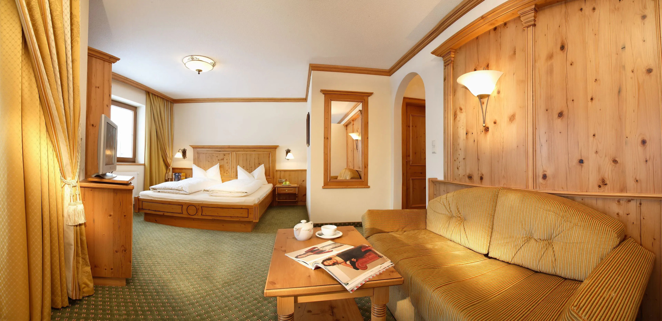 ASTER Boutique Hotel & Chalets