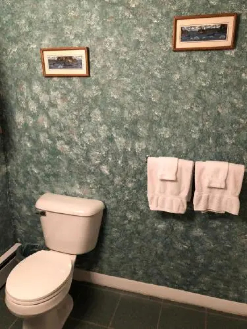 Grady'S West Shore Motel