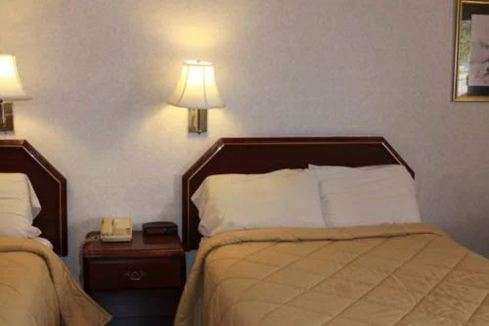 Relax Inn and Suites Hope