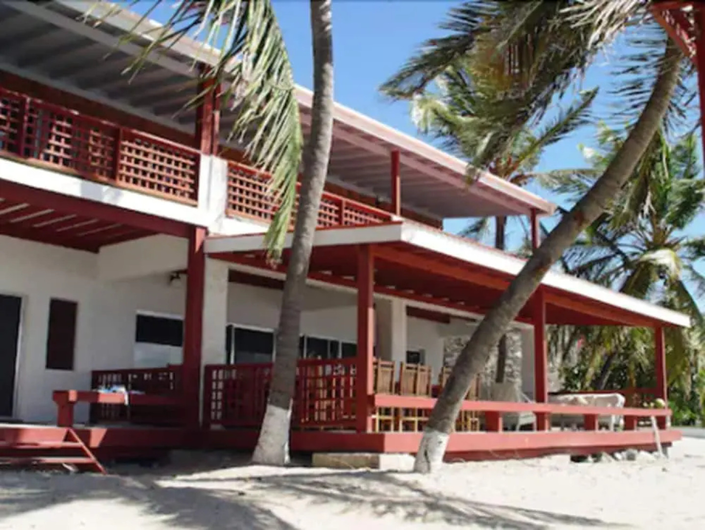 Fort Recovery Beachfront Villa & Suites Hotel