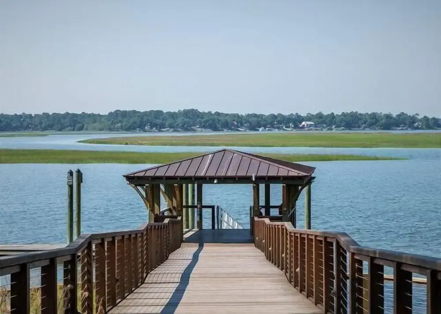 May River Breeze! 3-story Townhouse in Old Town's Promenade