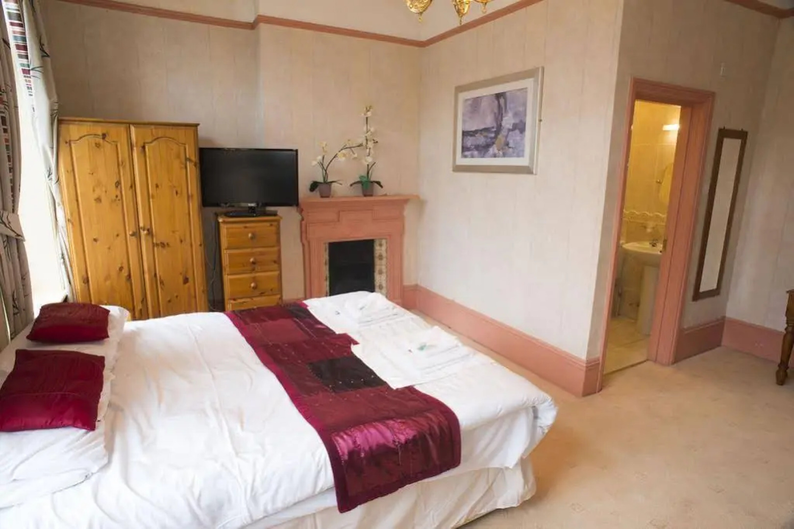 The Sussex Hotel – RelaxInnz