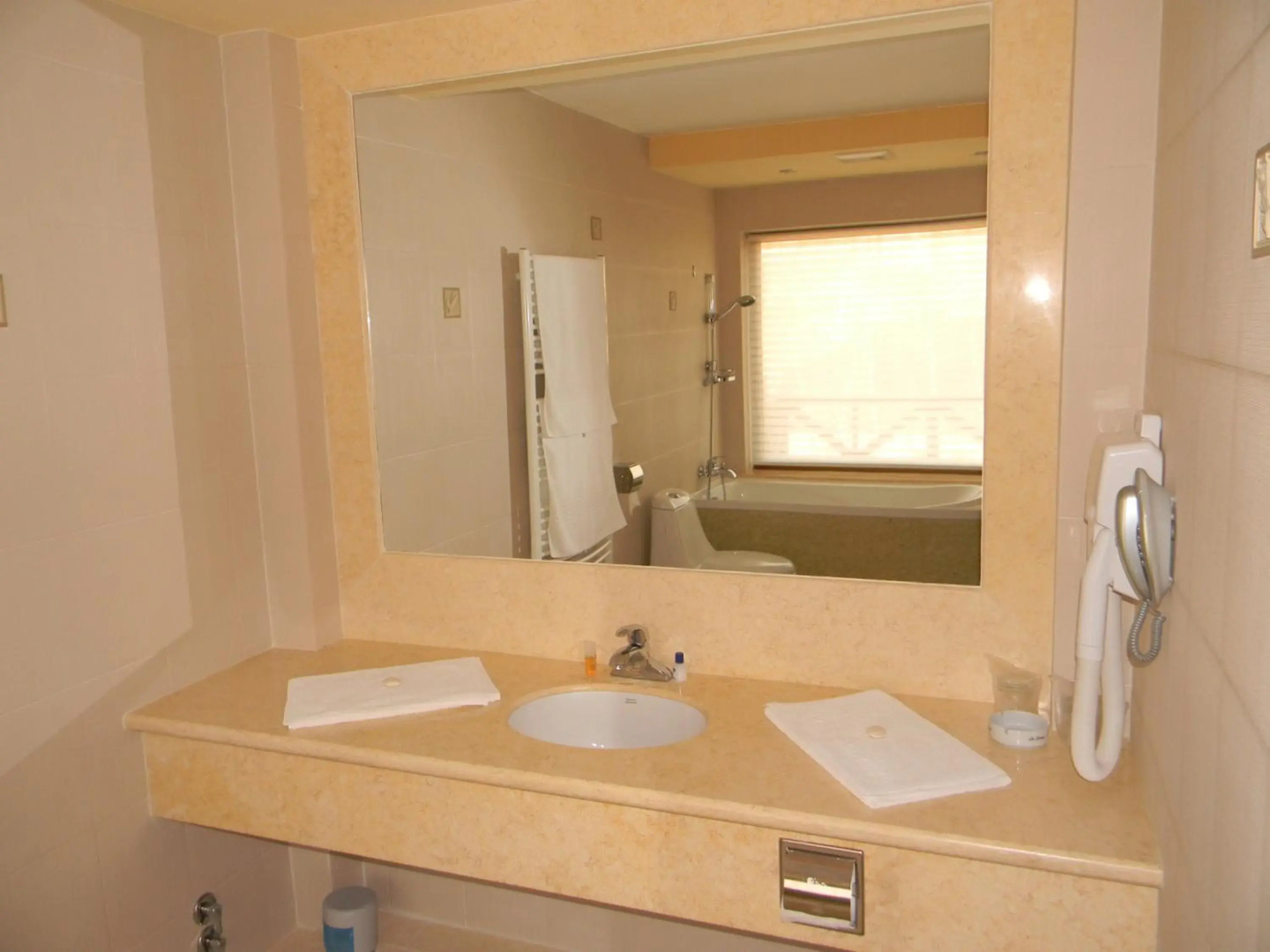 Hotel La Scoica Land