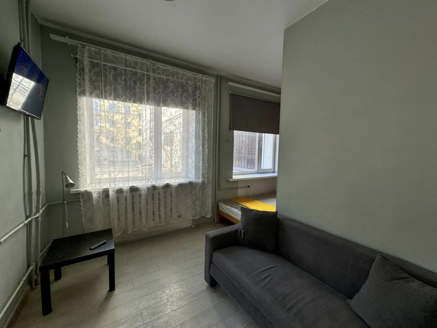 Диван и Чемодан на ул. Коммунистическая, 26