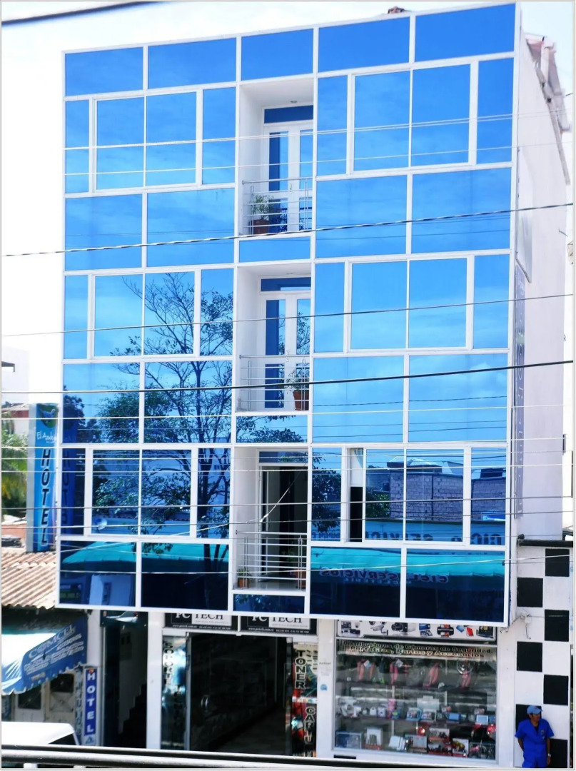 Hotel Azulejo del Llano