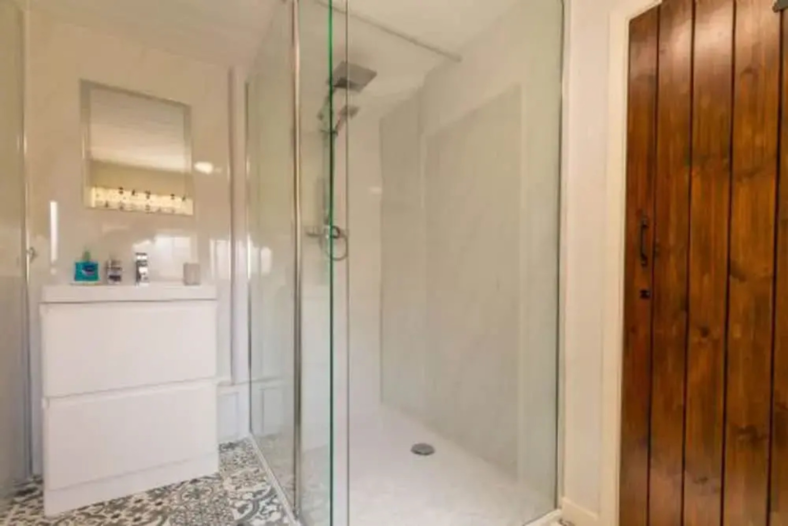 Host Stay Pilgrims Rest