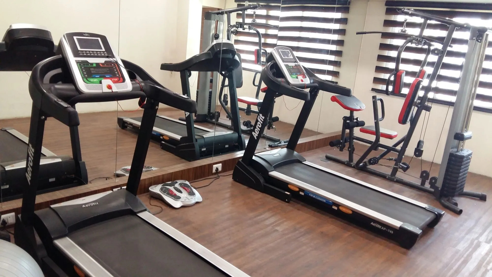 Pride Biznotel Vadodara