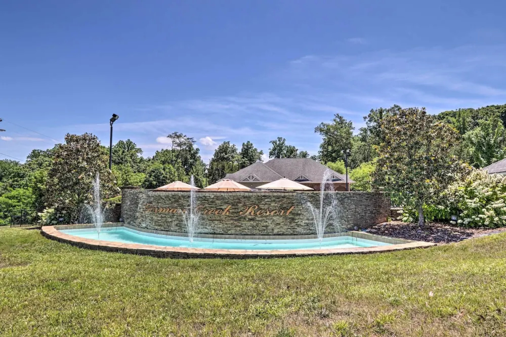 Waterfront Bean Station Condo w/ Balcony & Views!