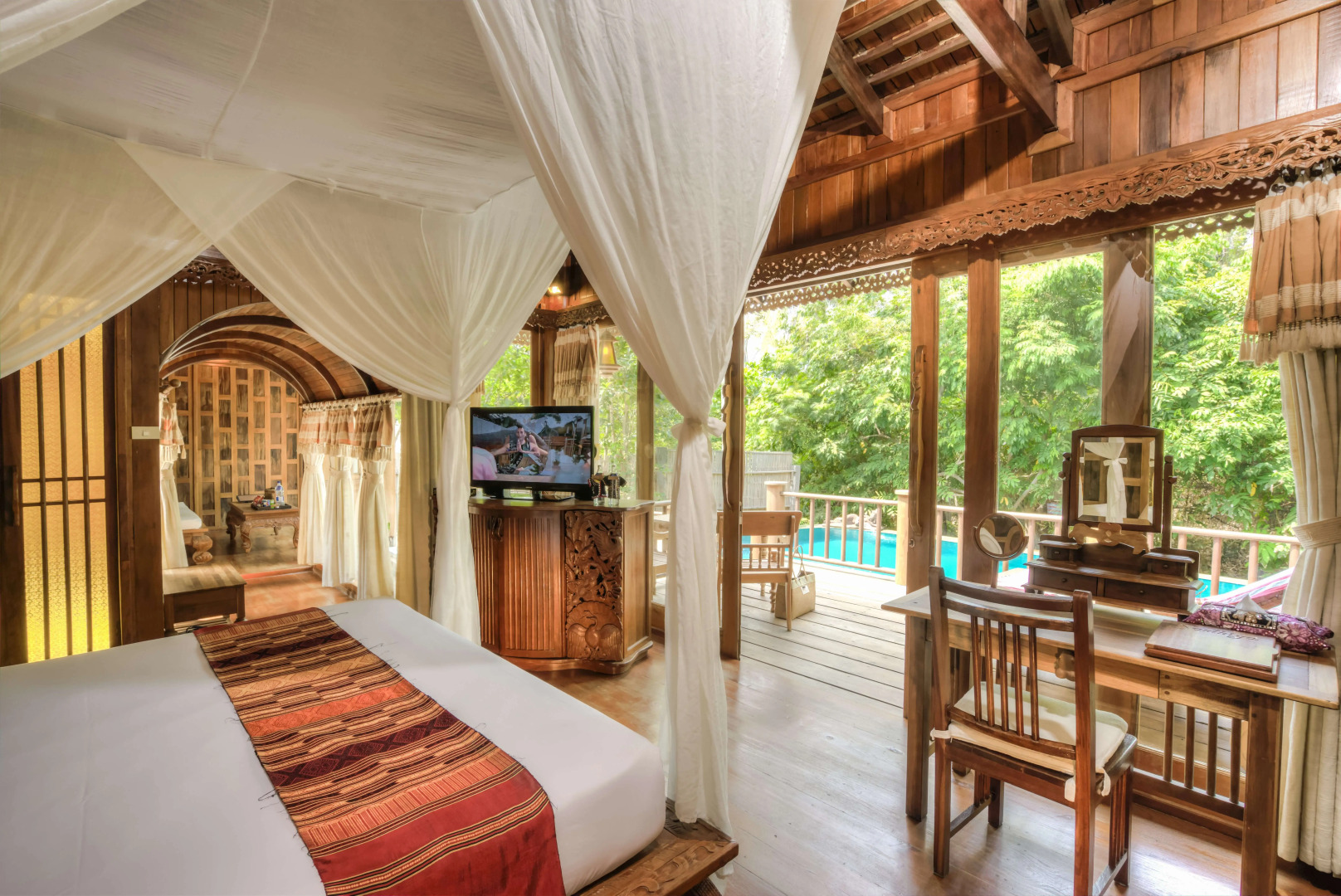 Курортный отель Santhiya Koh Phangan Resort & Spa