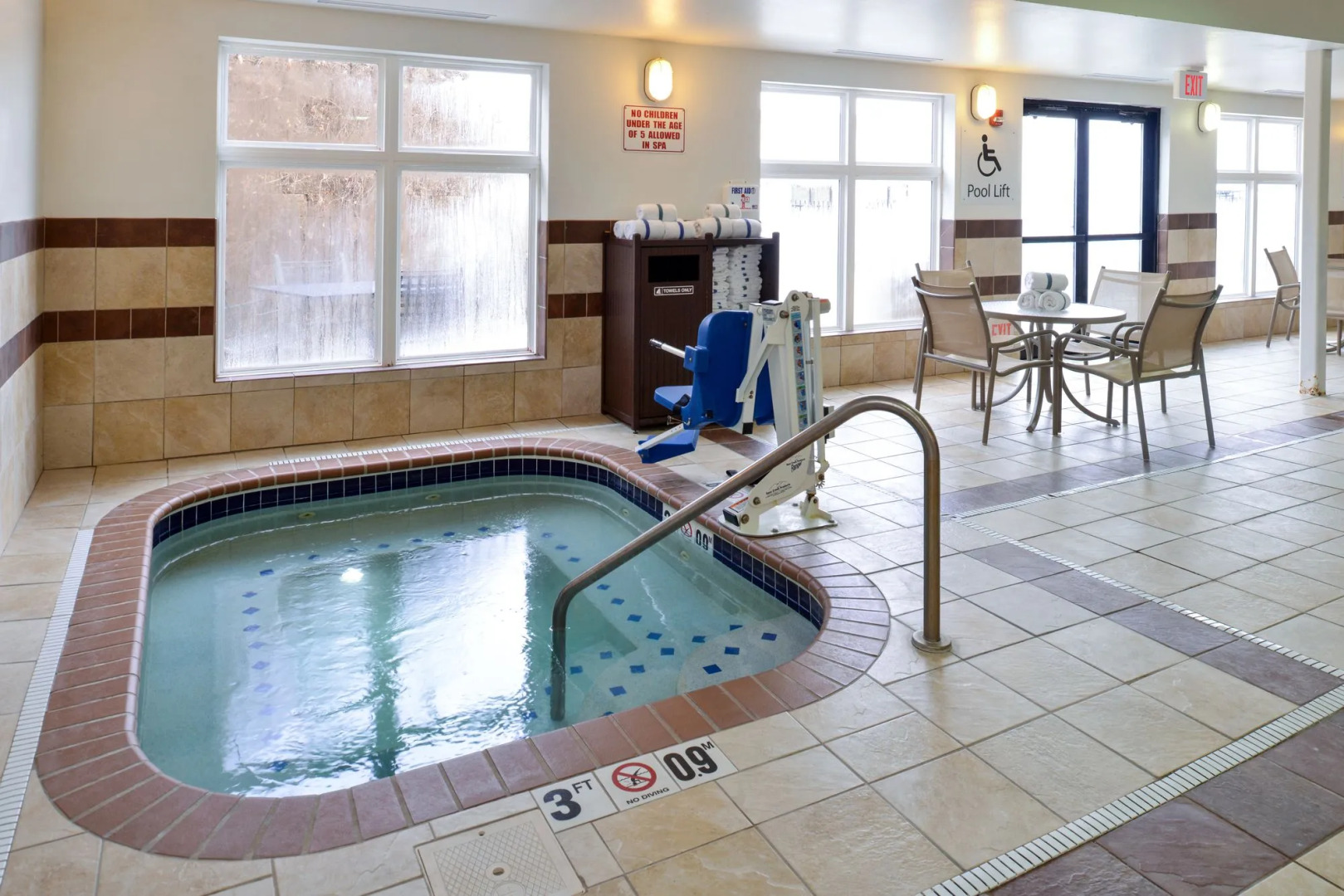 Holiday Inn Express & Suites Cherry by IHG