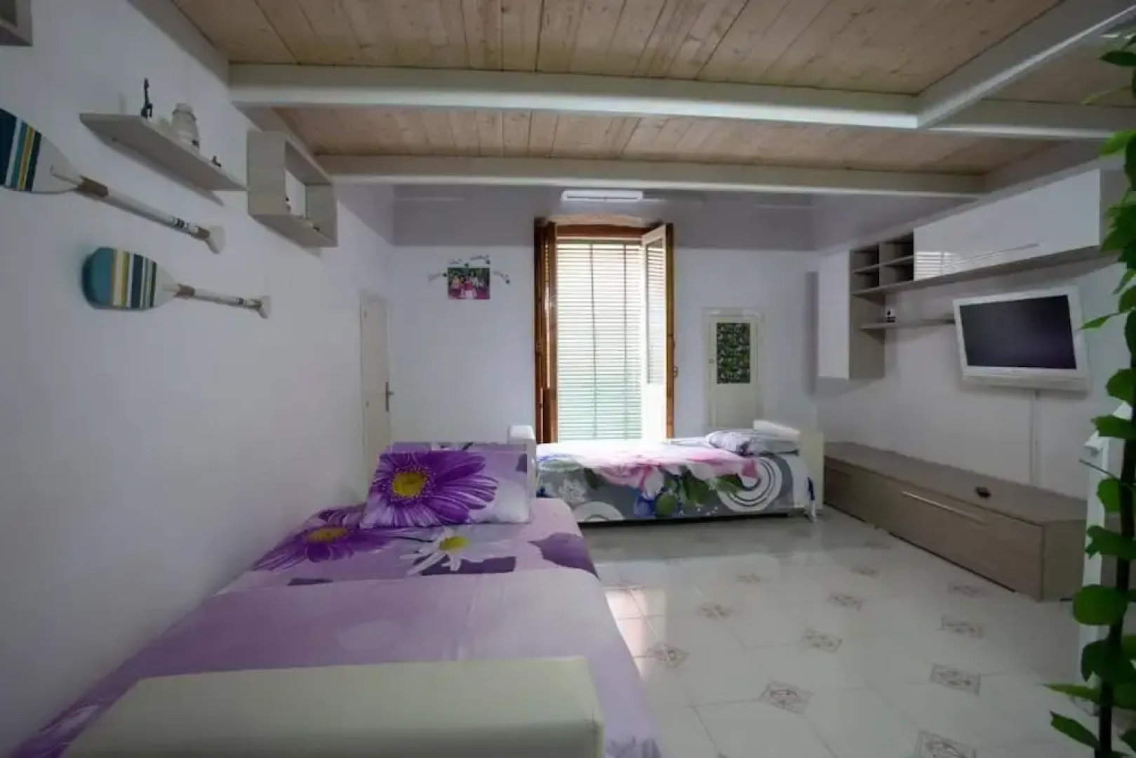4 Sister Open Space in Puglia, Italy