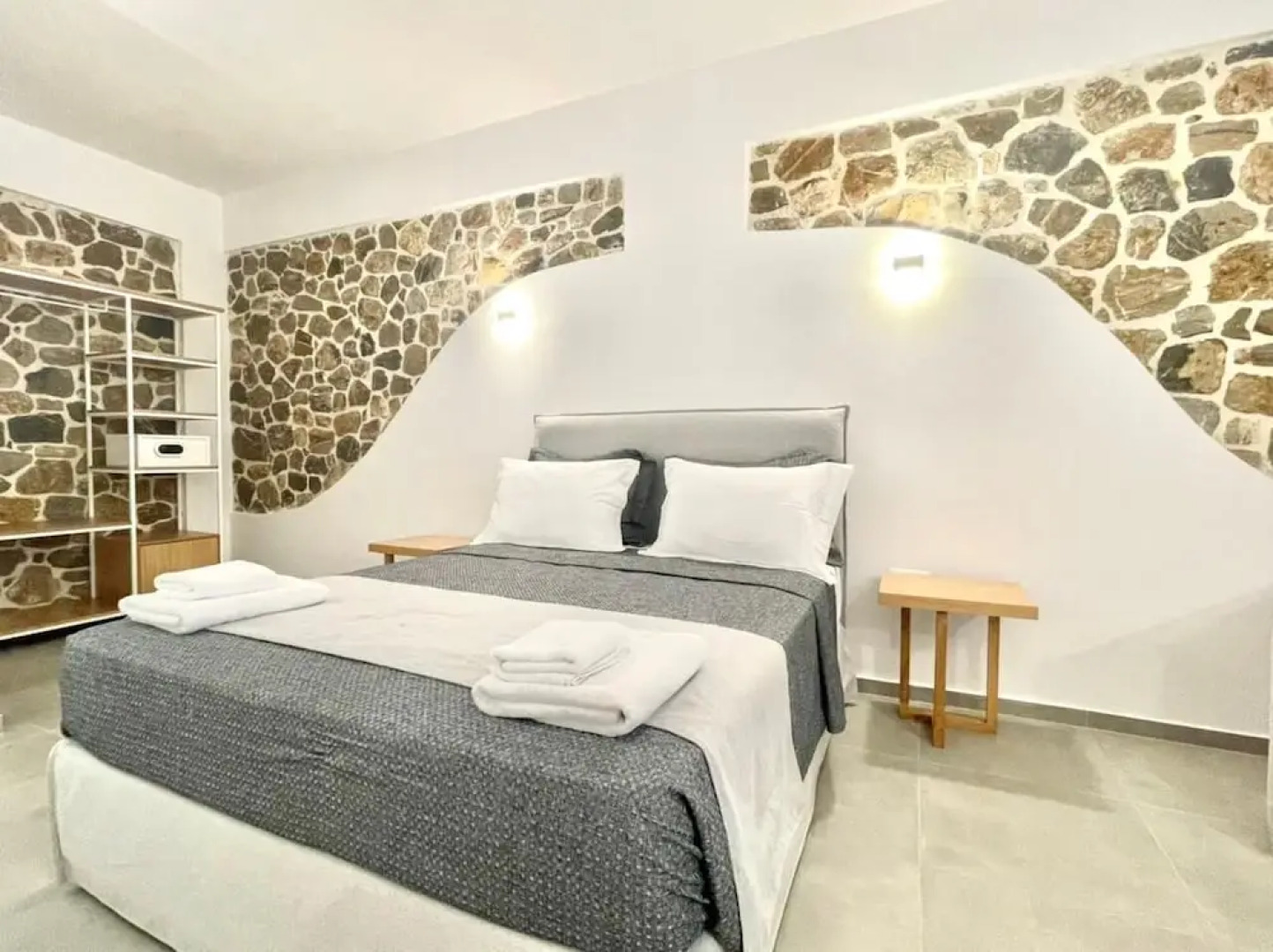 Trocadero Luxury Suites