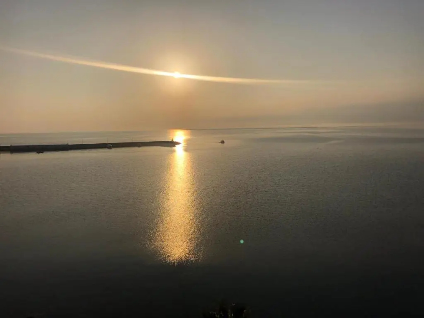 1ª LINEA DE MAR CON VISTA FANTÁSTICA