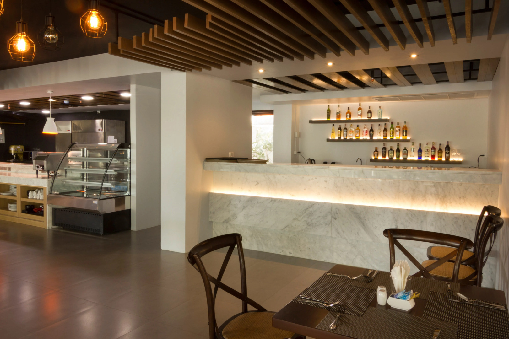 Unique Regency Hotel