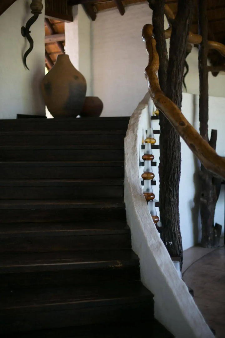 Mopane Bush Lodge