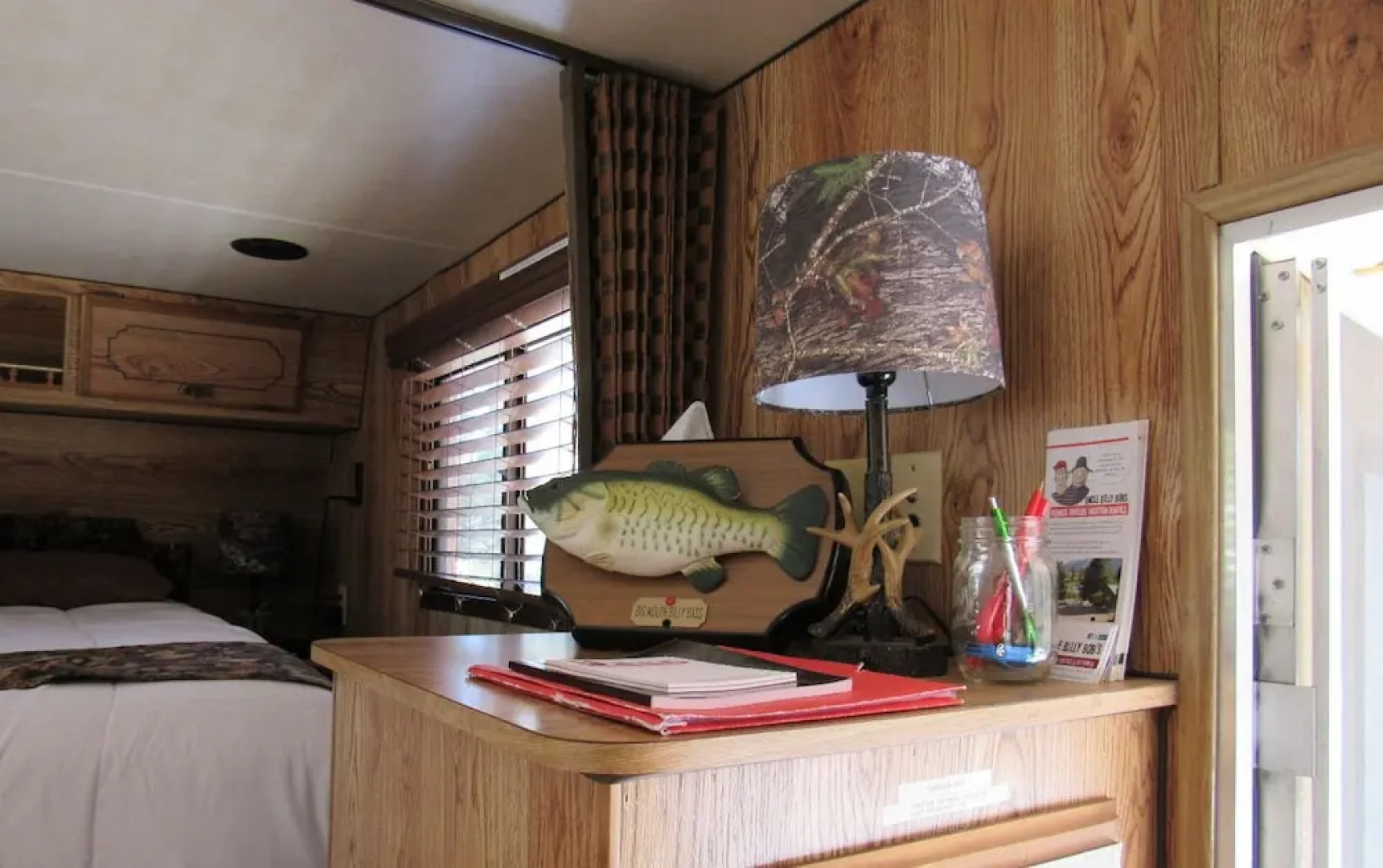Uncle Billy Bob's Redneck Trailers Vacation Rentals-Bubba's Glamper #4