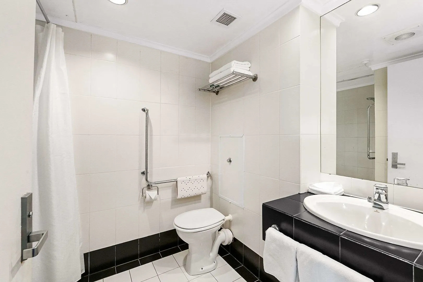 Quality Hotel The Angus