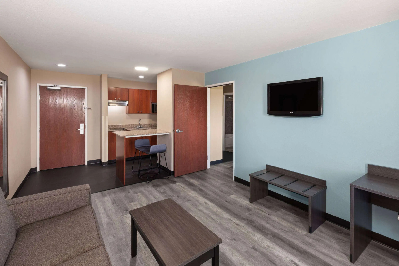 Super 8 by Wyndham Lubbock West