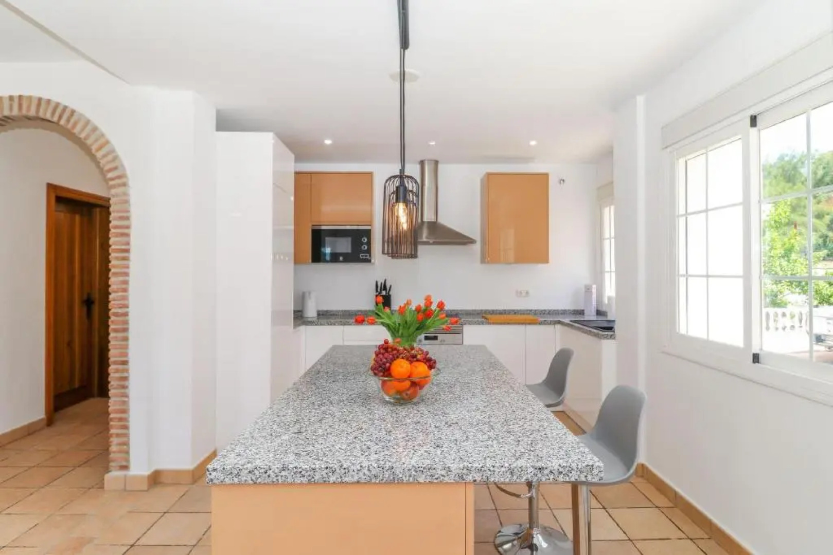 4 BR house in Benahavis Centre, Costa del Sol