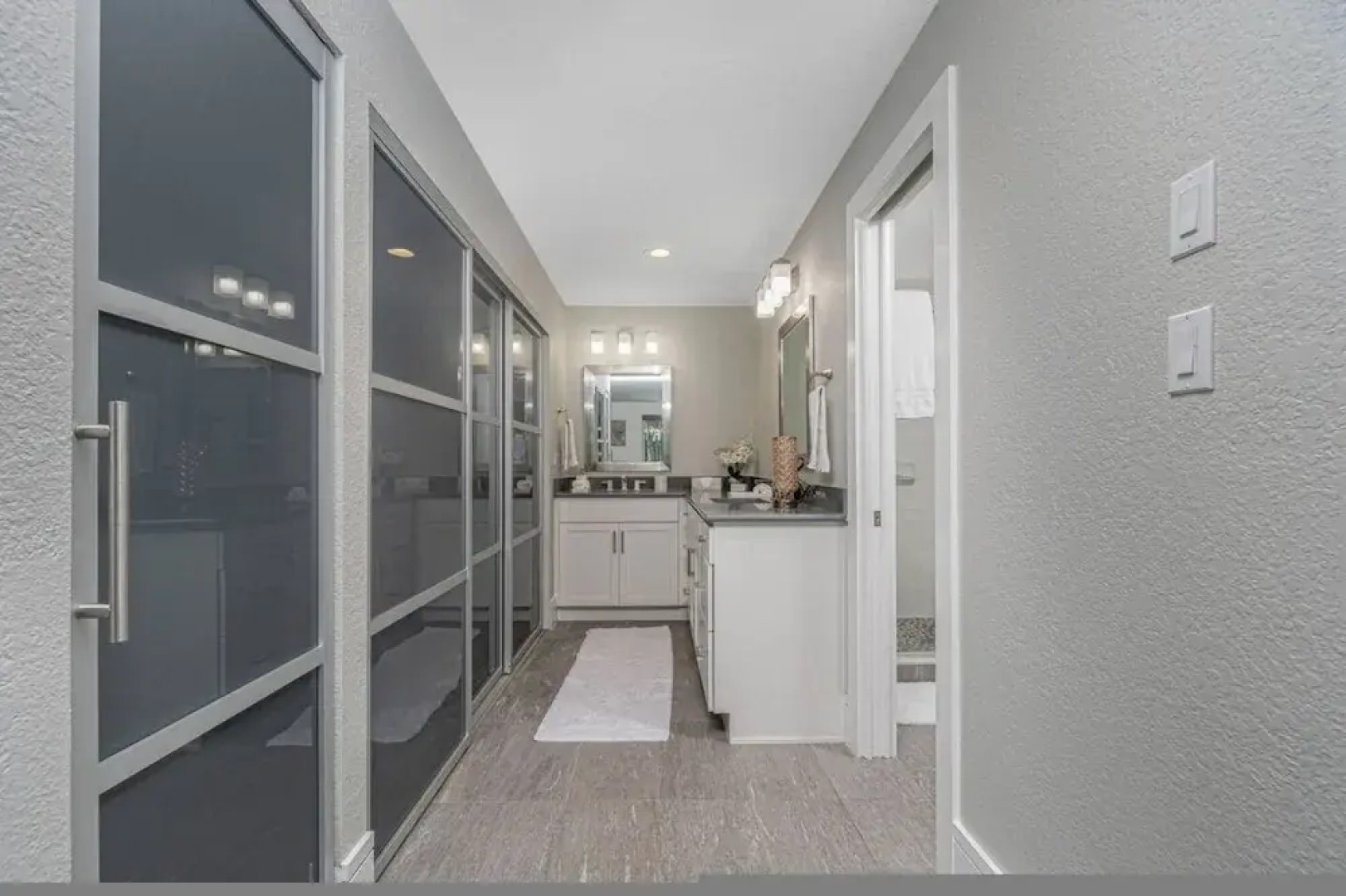 Tranquility - Waterfront Villa With Pool Dock