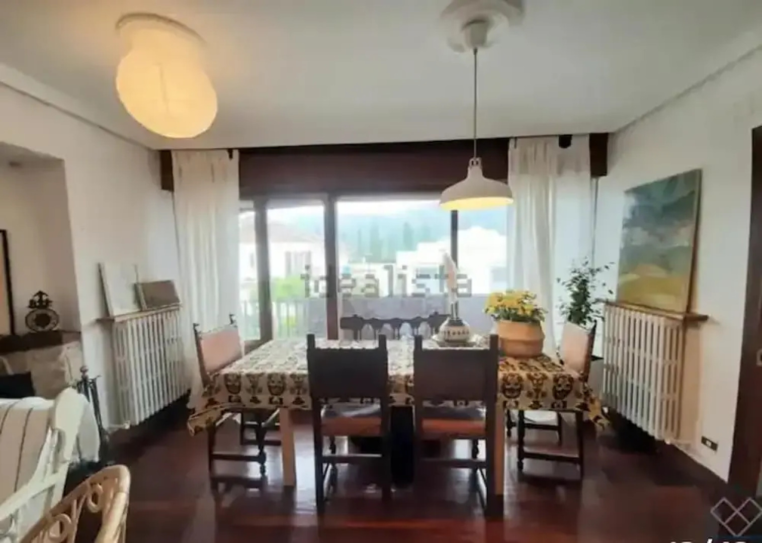 3-bed Artist Chalet Near San Sebastian, Sleeps 6