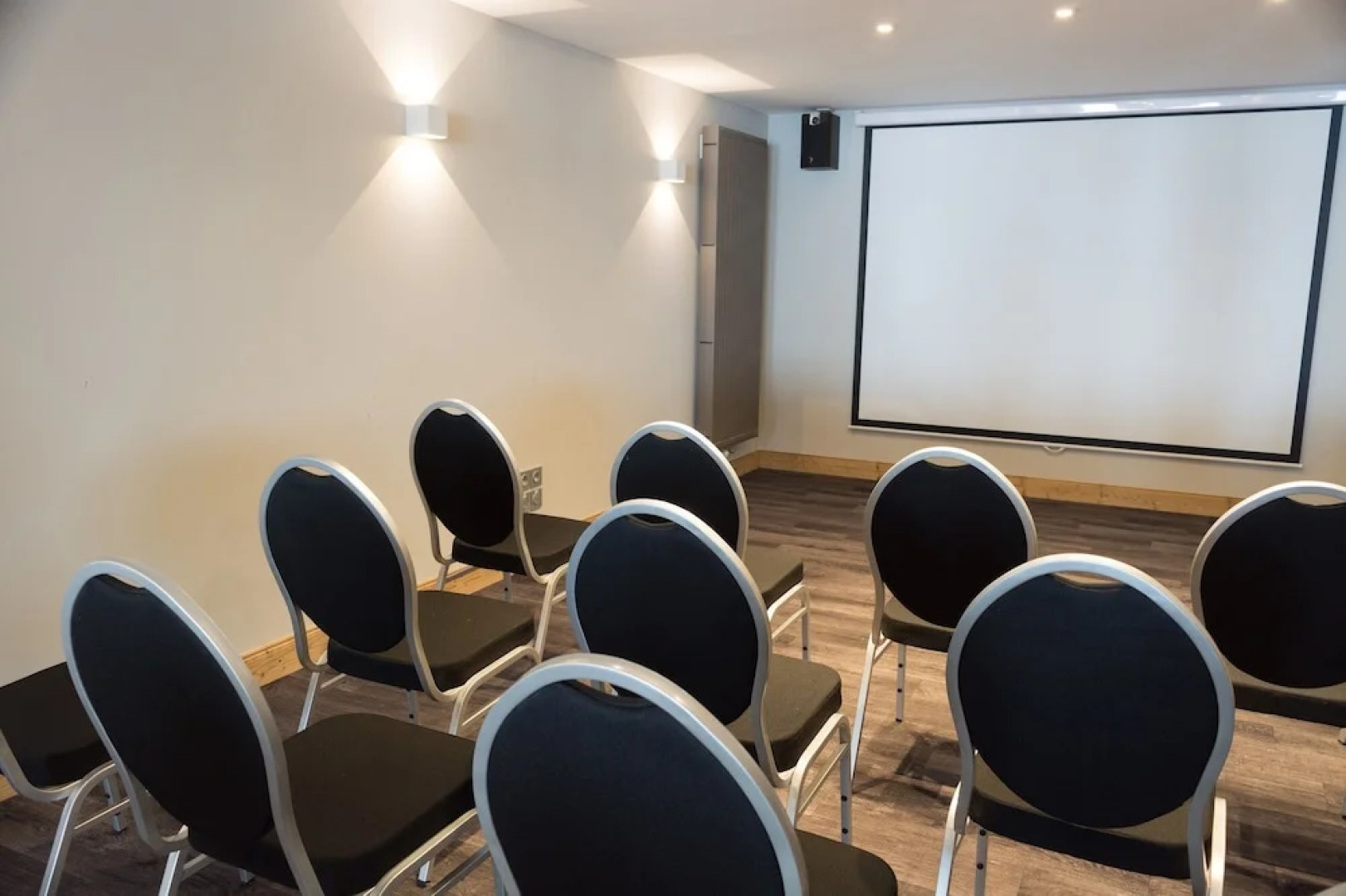 Hotel Base Camp Lodge