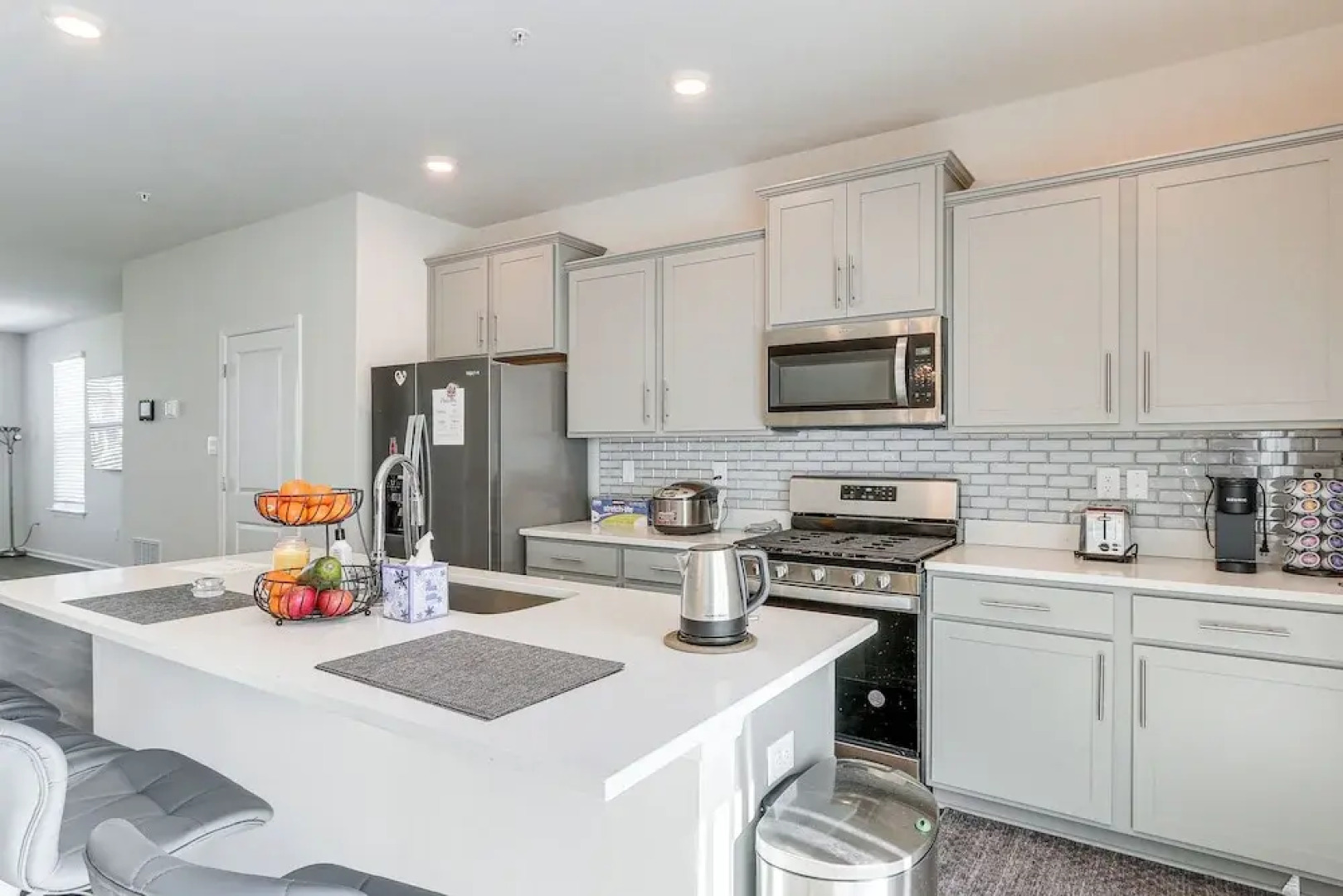 2 Mi to Dtwn Frederick: Updated Townhome