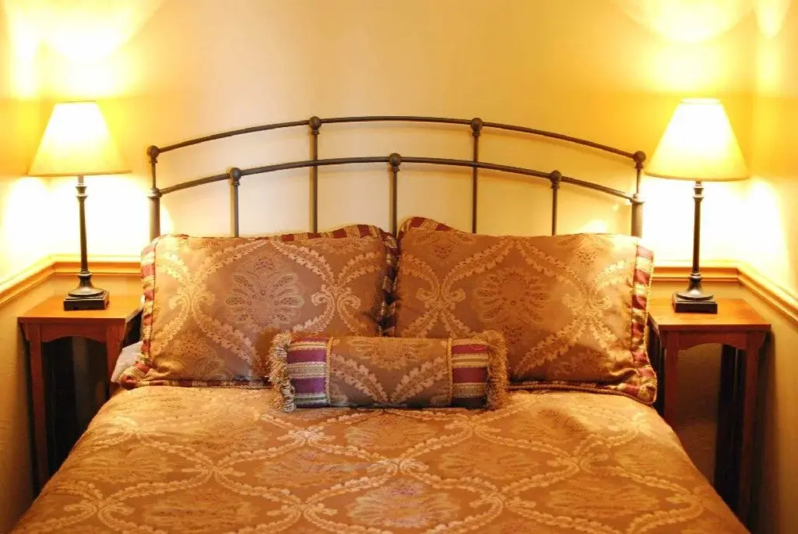 Settlement Courtyard Inn & Lavender Spa