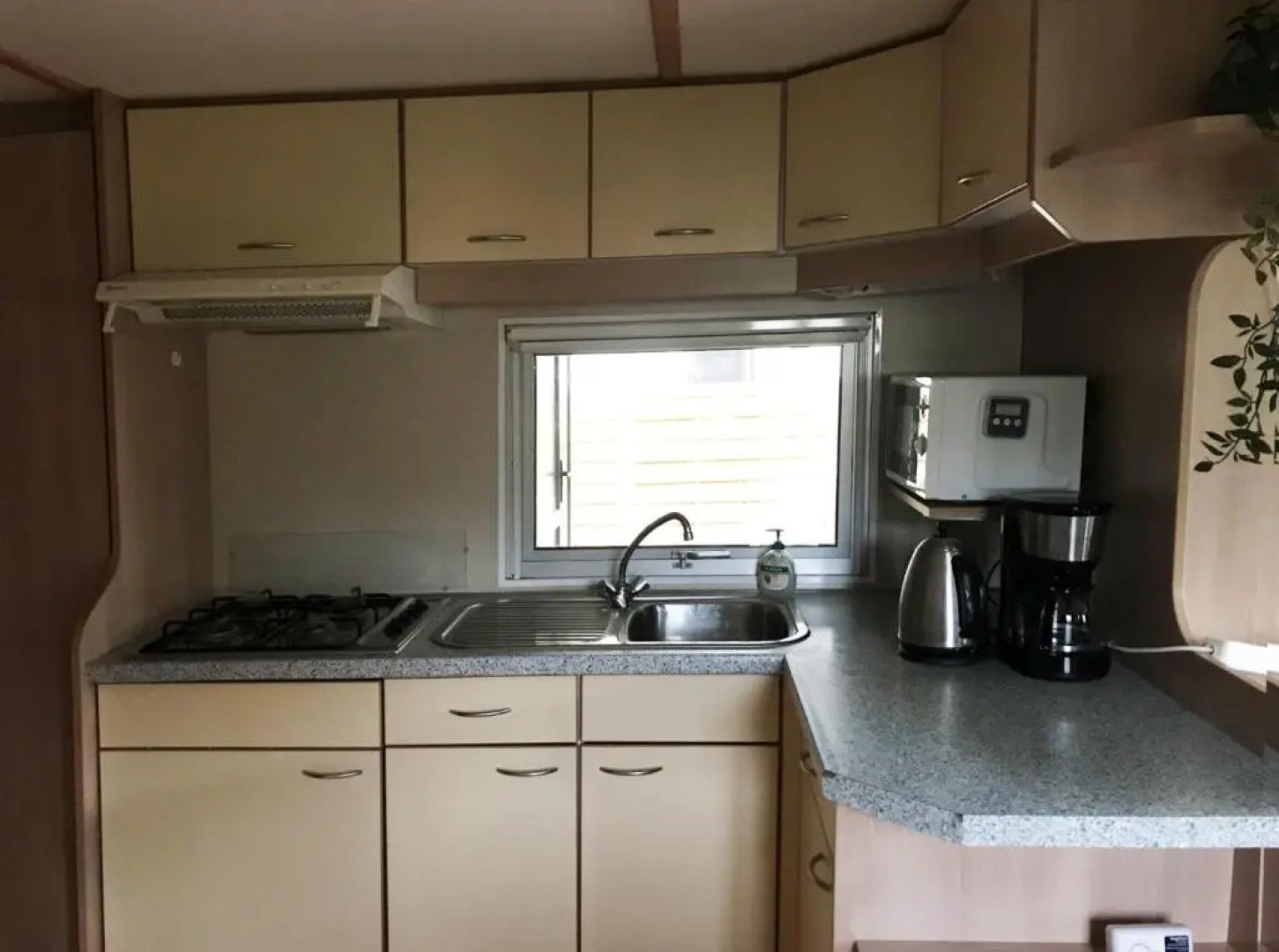 Chalet 't Rijsterbos op camping met zwembad!