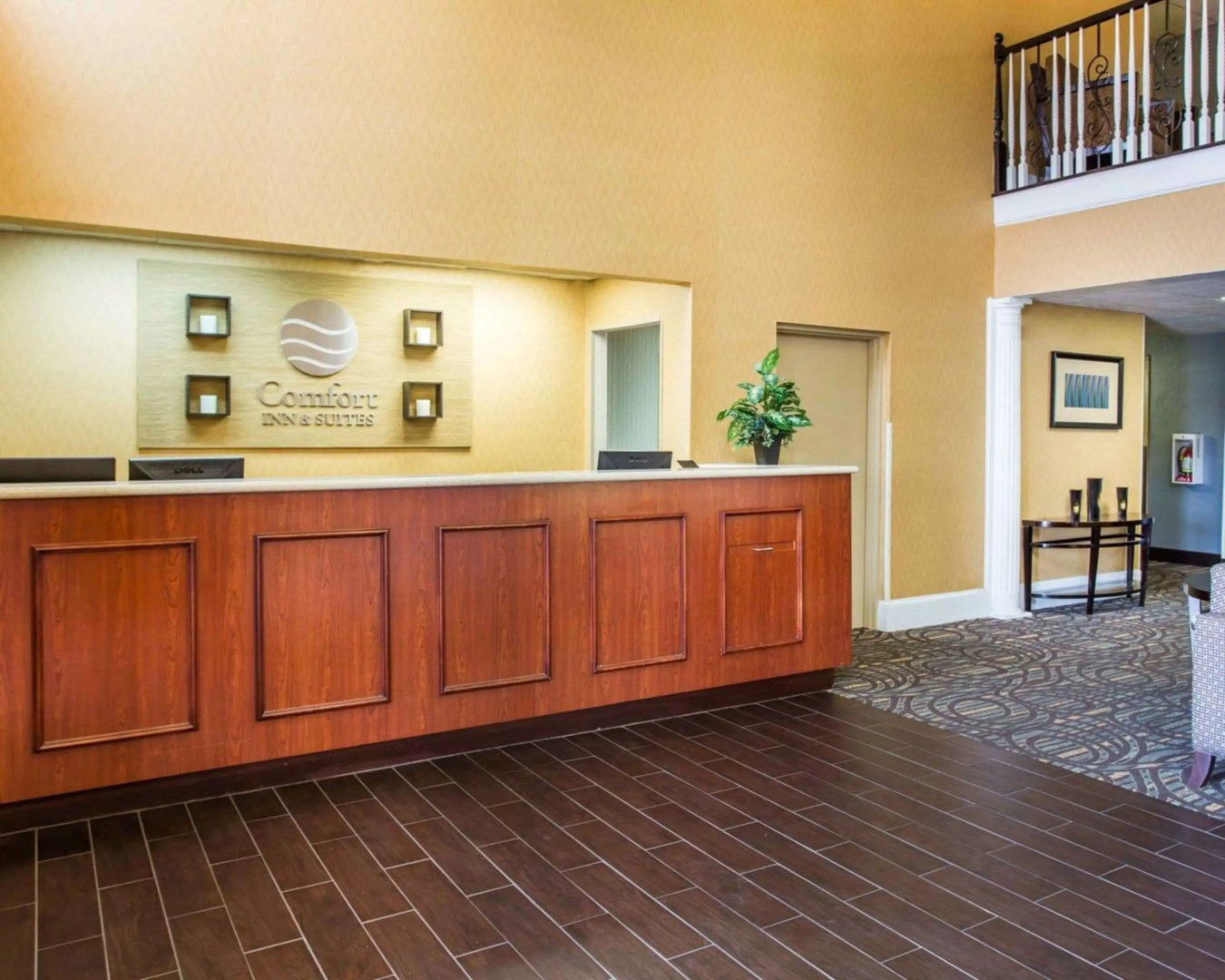 Comfort Inn & Suites at Stone Mountain
