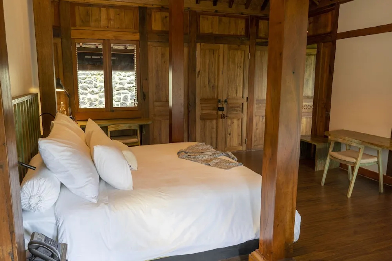 Tira Vilagna Suites & Spa