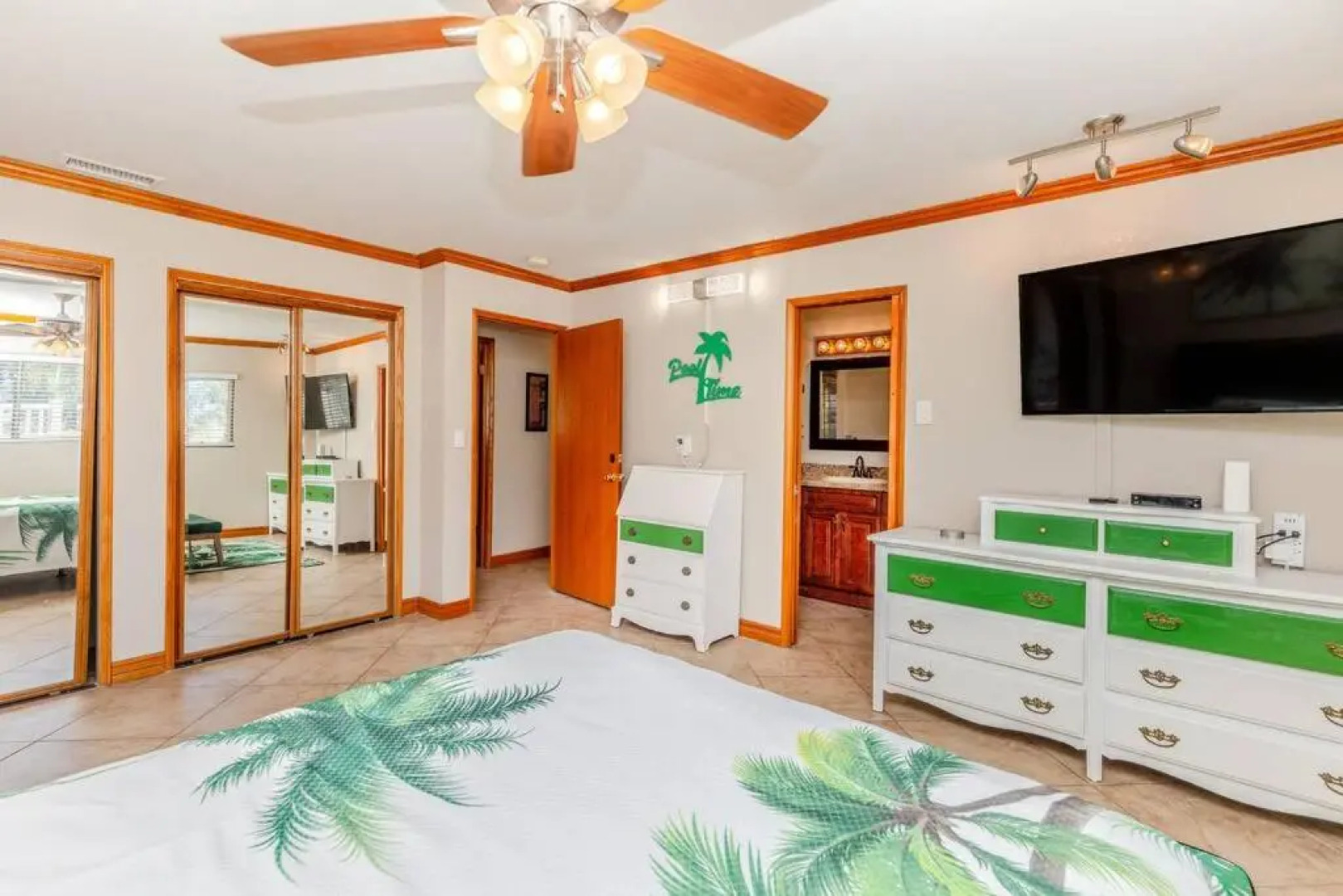 Private Pickleball Pool & Palms Resort