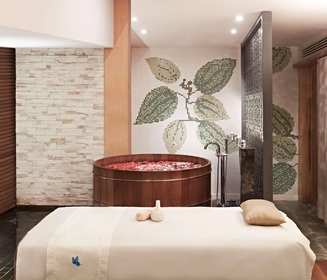 Millennium Hilton Bangkok