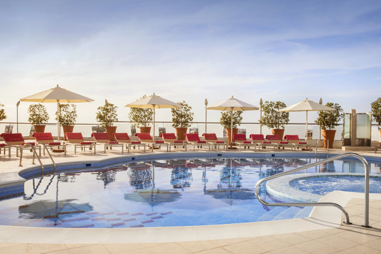 Отель Towers Rotana